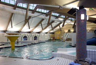 <h3>Meadowlands local authority pool - Tavistock
</h3>